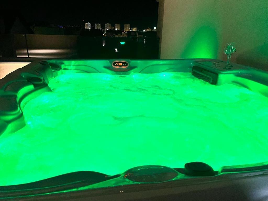 Olive Oasis Penthouse With Jacuzzi Apartment Zadar Exterior photo